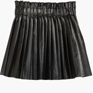 LOLA + THE BOYS pleated faux leather skirt. Size 6.